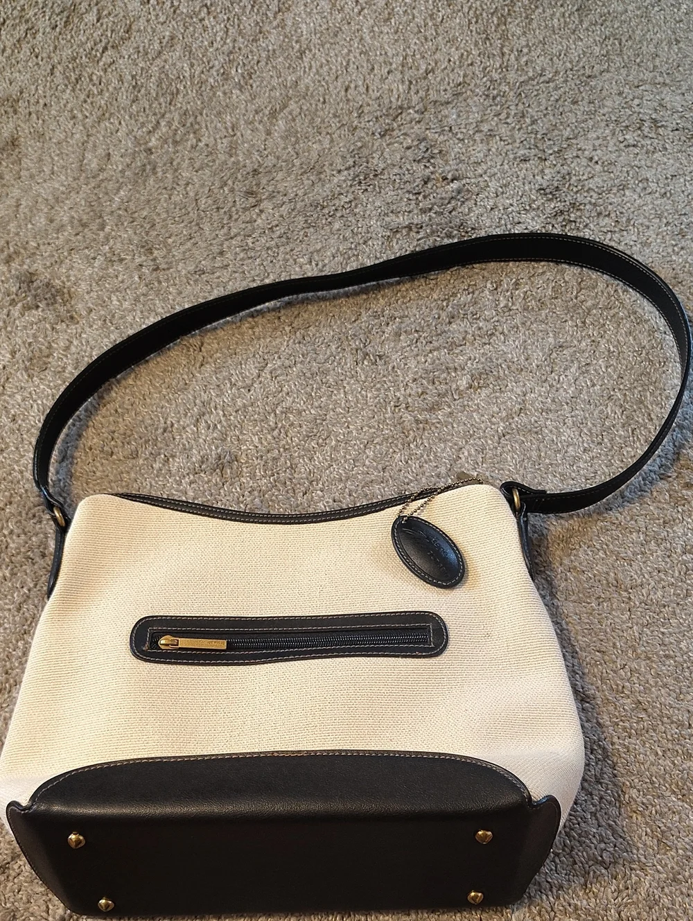 Stone Mountain Accessories Cream and Black Shoulder Bag with Gold Accents